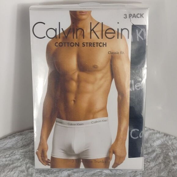 Calvin Klein 3 pack Low Rise Trunks - Picture 4 of 4